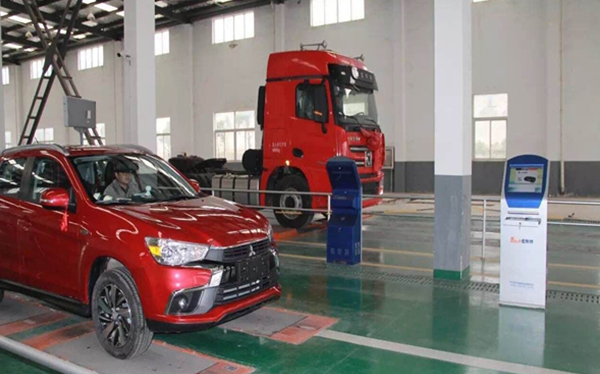 有哪些情況會使車輛會發生抖動？